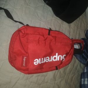 Supreme one strap bag Clearance